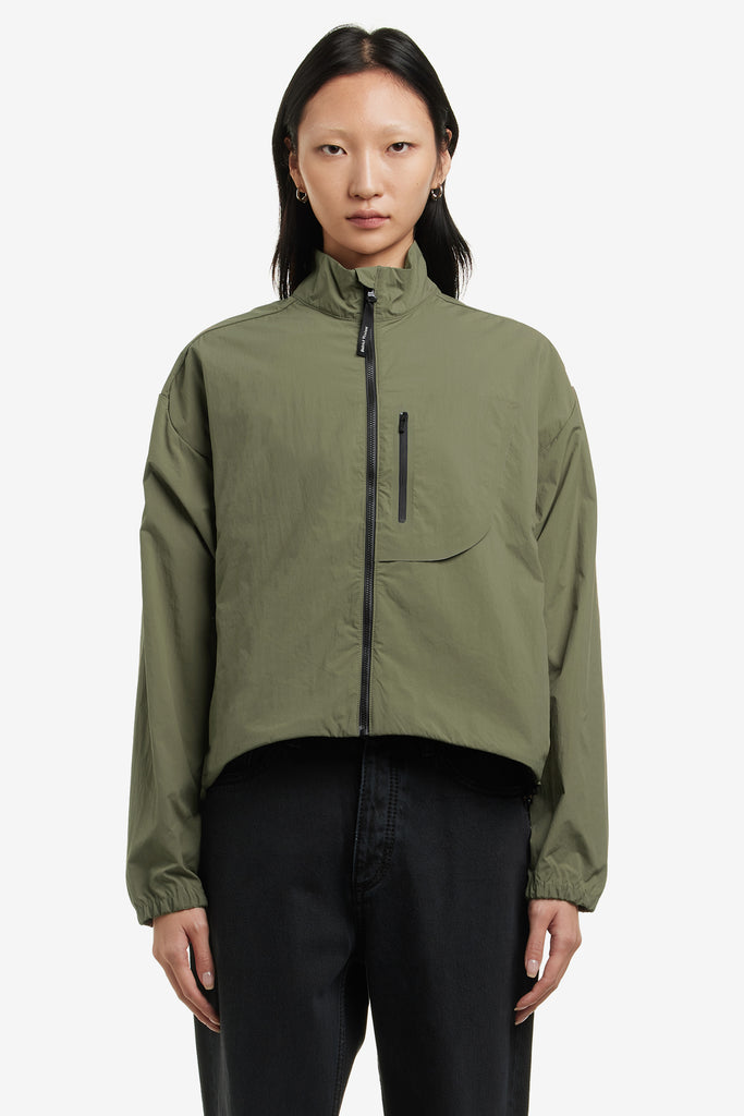 CROPPED RECYCLED DWR JACKET - WORKSOUT WORLDWIDE