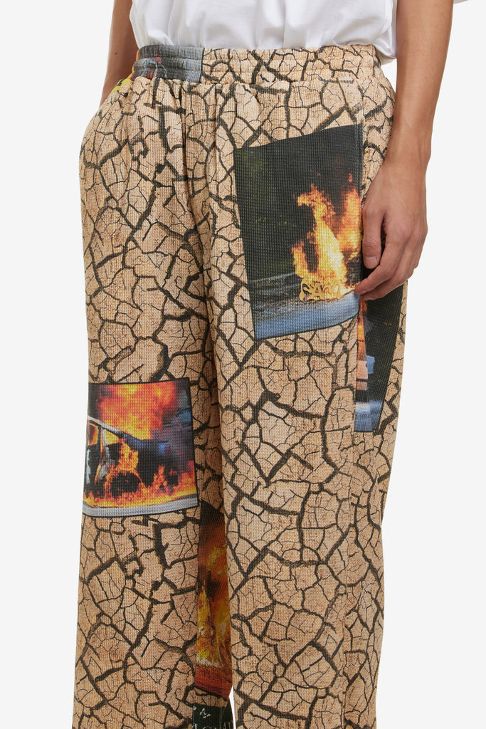 CRACKED EARTH RELAX FIT PANT - WORKSOUT WORLDWIDE