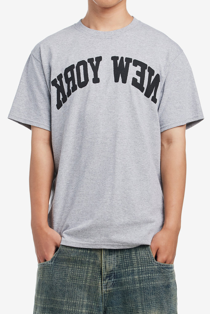 BACKWARDS NEW YORK TEE - WORKSOUT WORLDWIDE