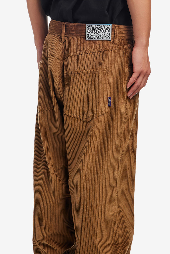 RELAXED THICK CORDUROY PANTS - WORKSOUT WORLDWIDE