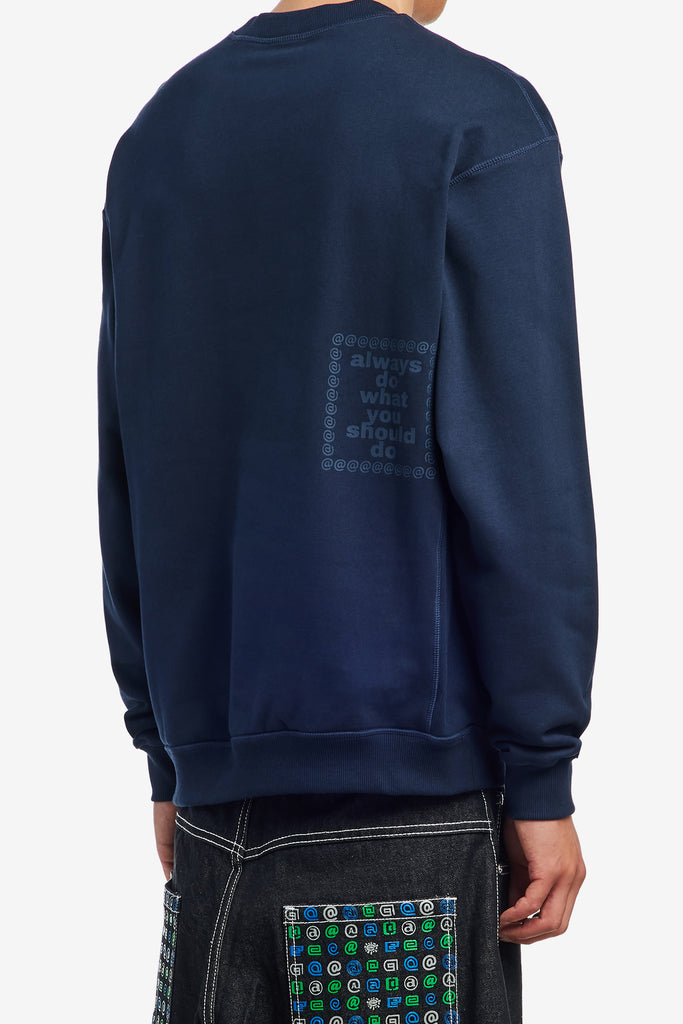 ZACH LOGO EMBROIDERD CREWNECK - WORKSOUT WORLDWIDE