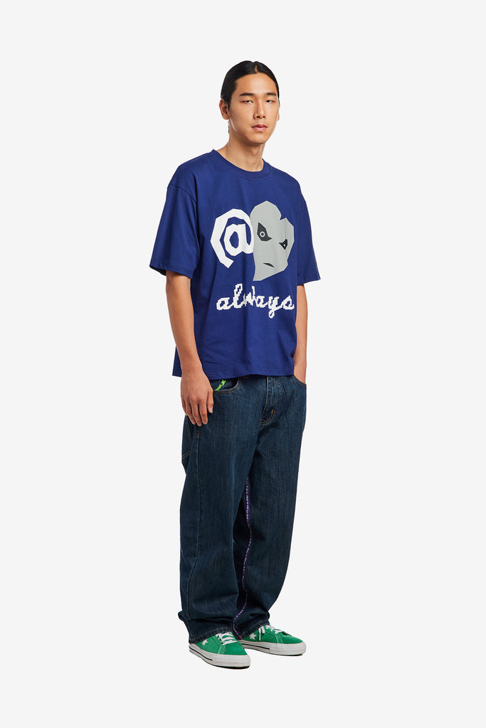 LOVE IS HARD T-SHIRT - WORKSOUT WORLDWIDE