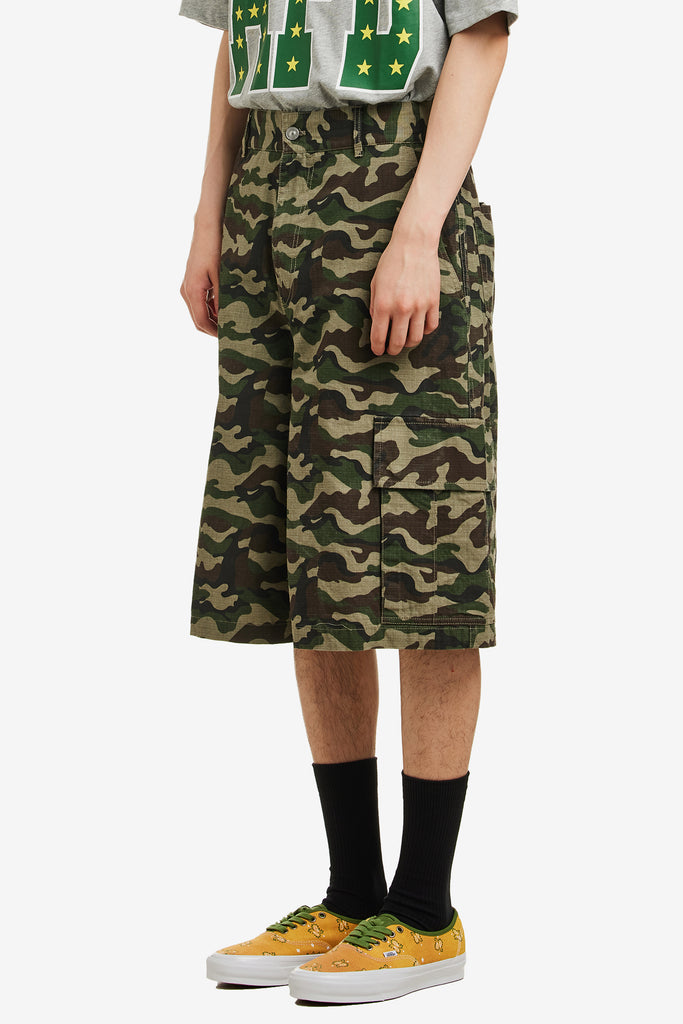 BAGGY CARGO SHORTS - WORKSOUT WORLDWIDE