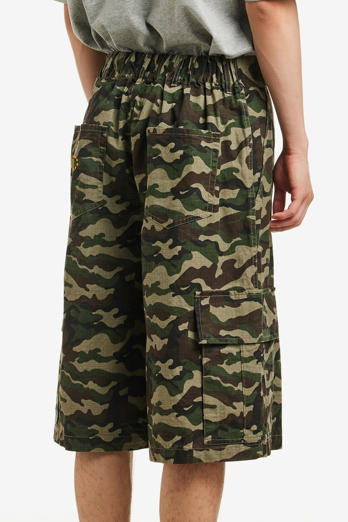 BAGGY CARGO SHORTS - WORKSOUT WORLDWIDE