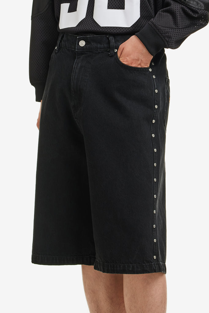 STUDDED WIDE SHORTS - WORKSOUT WORLDWIDE