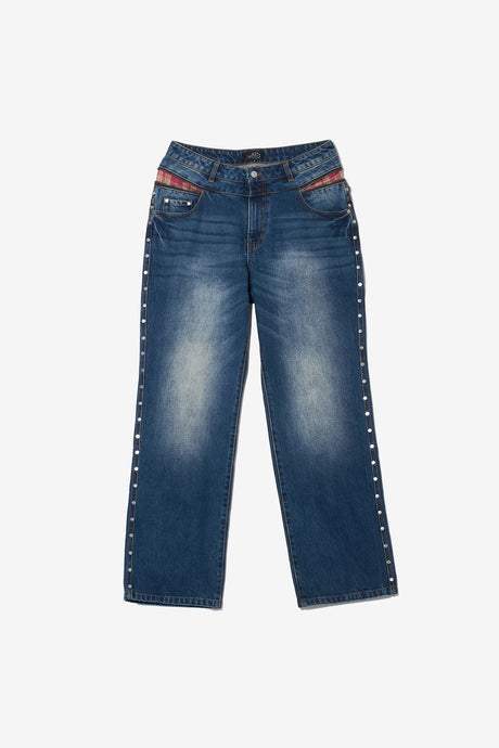 STUDDED BACK ZIP JEANS