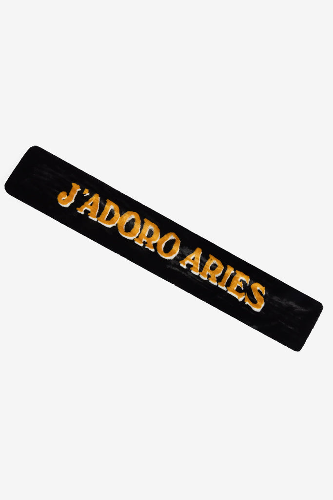 FUZZY DUCK DOES HE SCARF - WORKSOUT WORLDWIDE