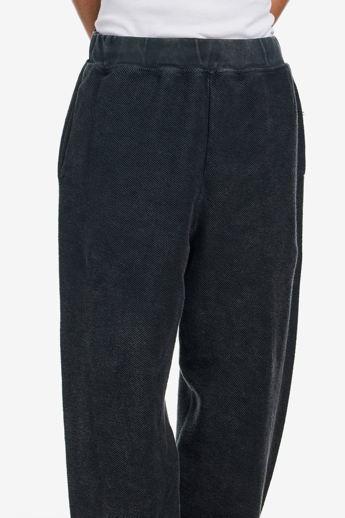 AGED REVERSO TEMPLE SWEATPANT - WORKSOUT WORLDWIDE