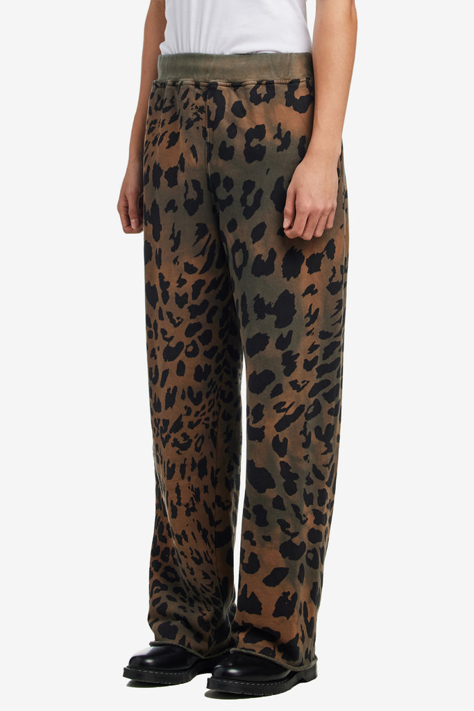 LEOPARD TIE DYE STRAIGHT SWEATPANT - WORKSOUT WORLDWIDE