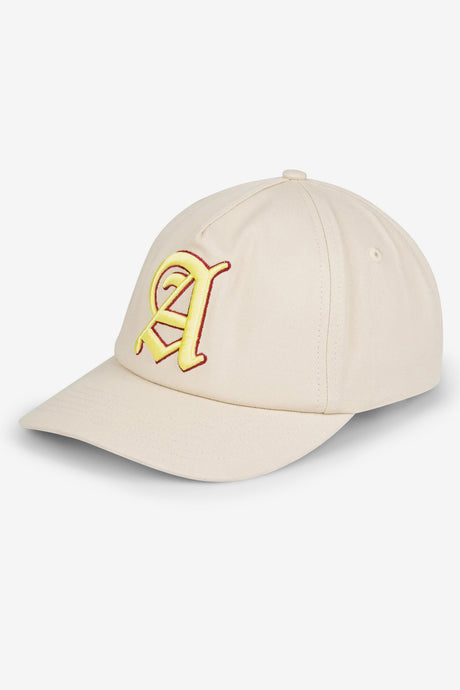 GOTHIC A STAR CAP