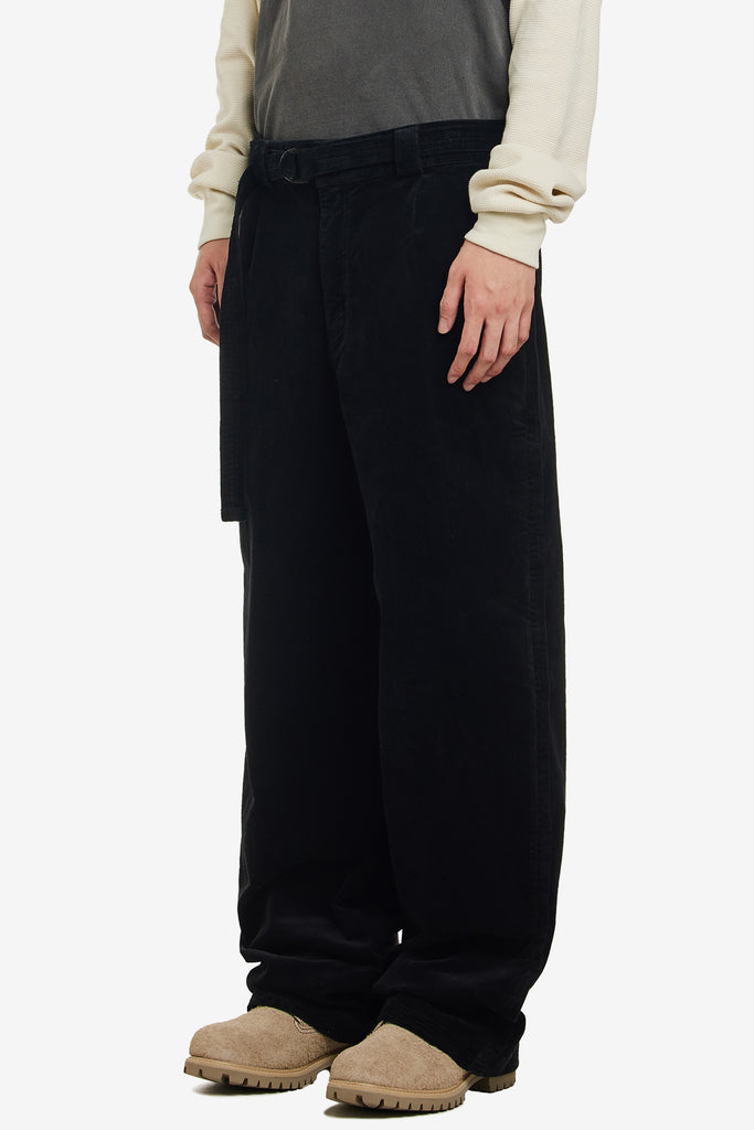 PLEATED WORK PANT - WORKSOUT WORLDWIDE