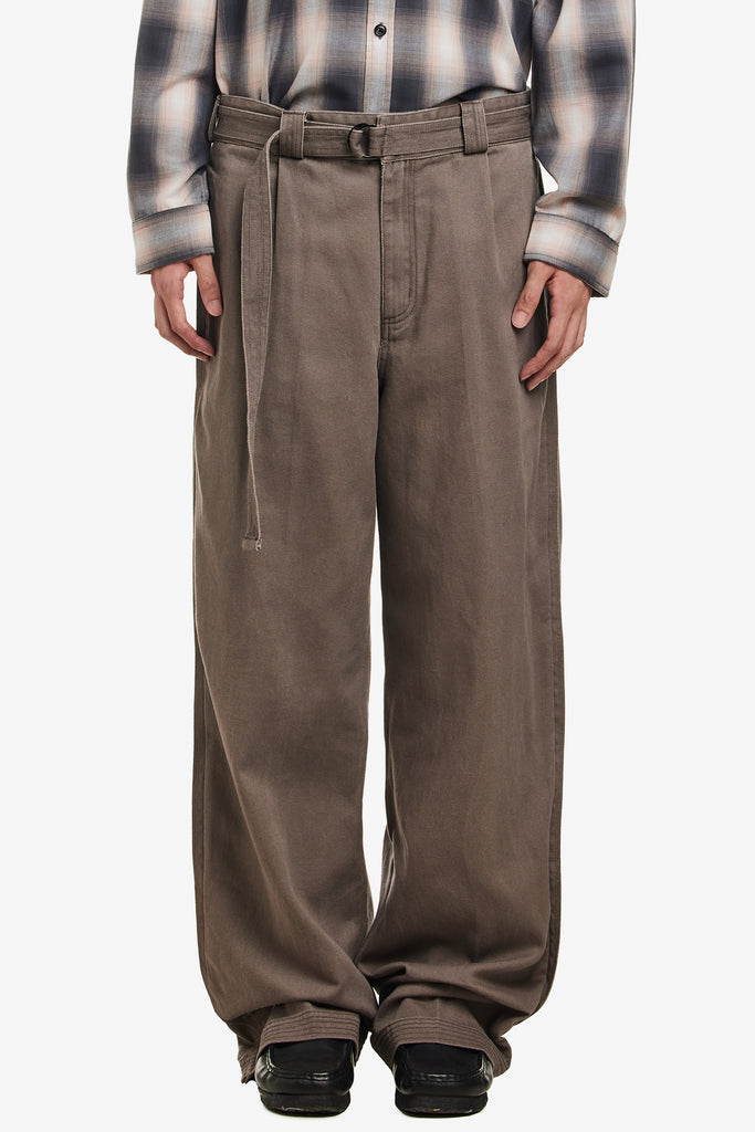 PLEATED WORK PANT - WORKSOUT WORLDWIDE