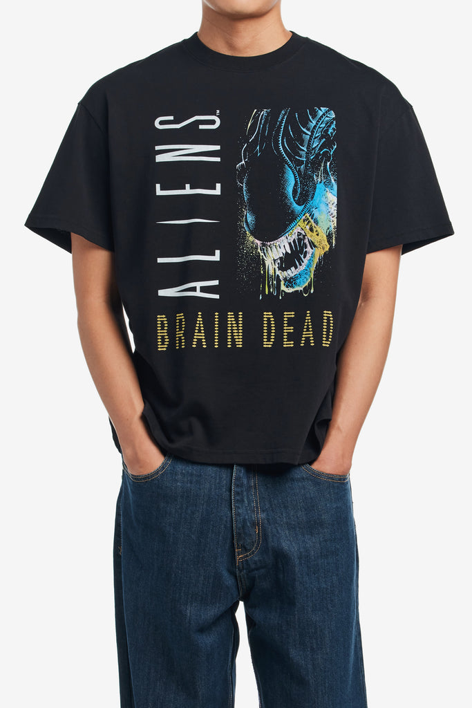 BRAIN DEAD X ALIENS FINAL SIGHT T-SHIRT - WORKSOUT WORLDWIDE