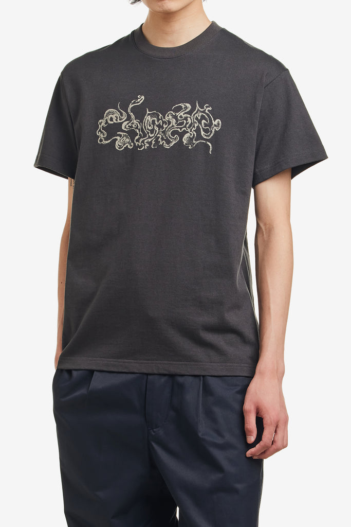 "CLOSE" TEE - WORKSOUT WORLDWIDE