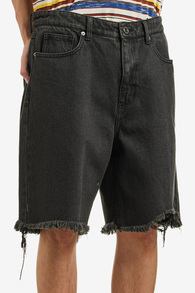 DAMAGE DENIM SHORTS - WORKSOUT WORLDWIDE