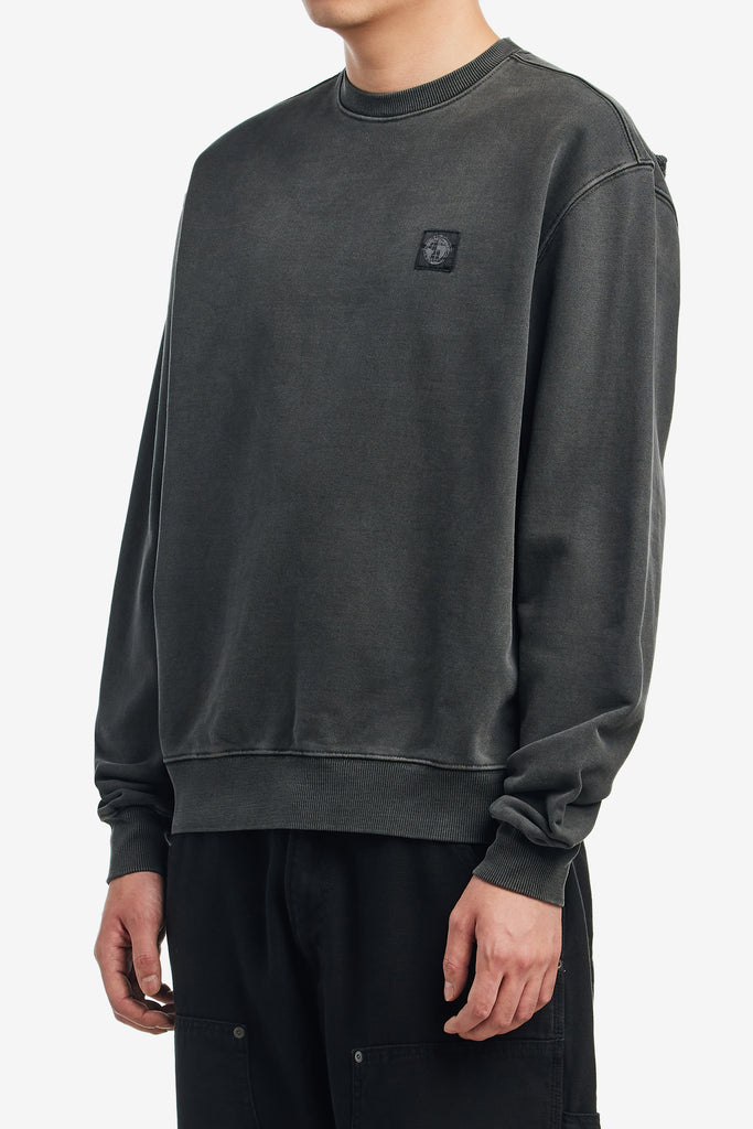 BACK PATCHED CREWNECK - WORKSOUT WORLDWIDE