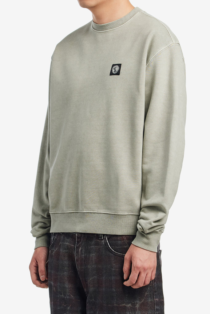 BACK PATCHED CREWNECK - WORKSOUT WORLDWIDE