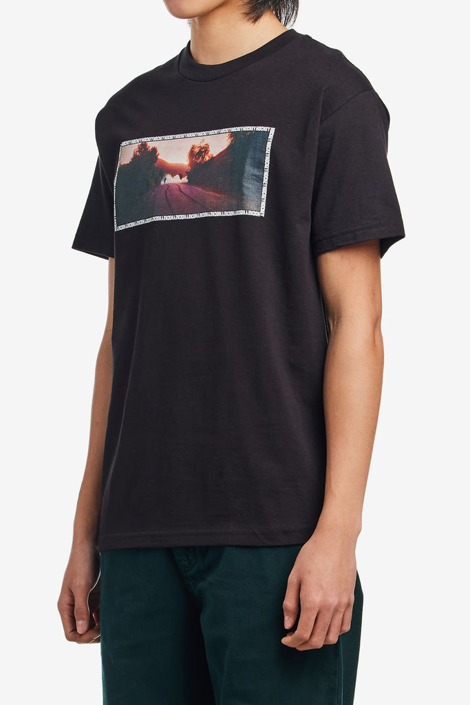 MY FRIEND, THE LIAR TEE - WORKSOUT WORLDWIDE