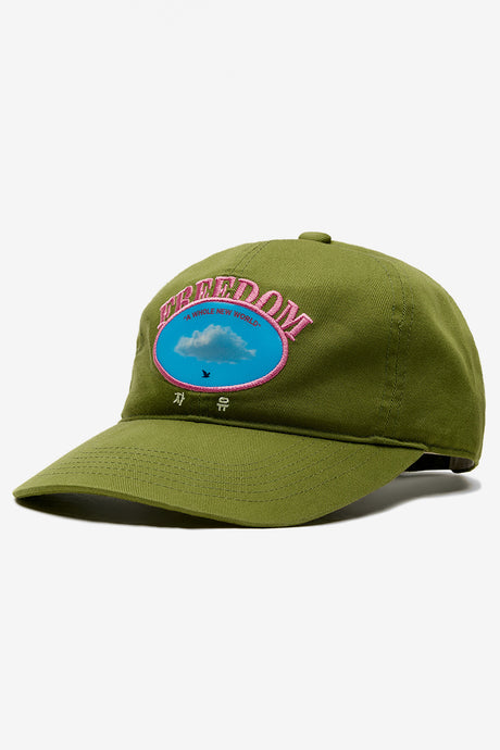 FREEDOM CLOUD CANVAS