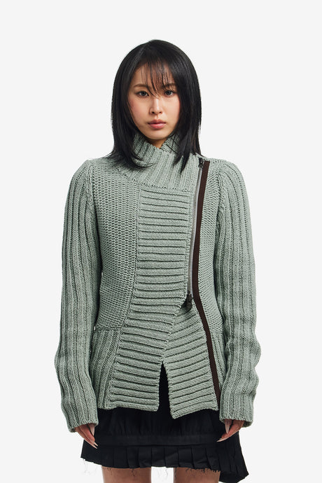 RIBBED COLLAR ZIP SWEATER