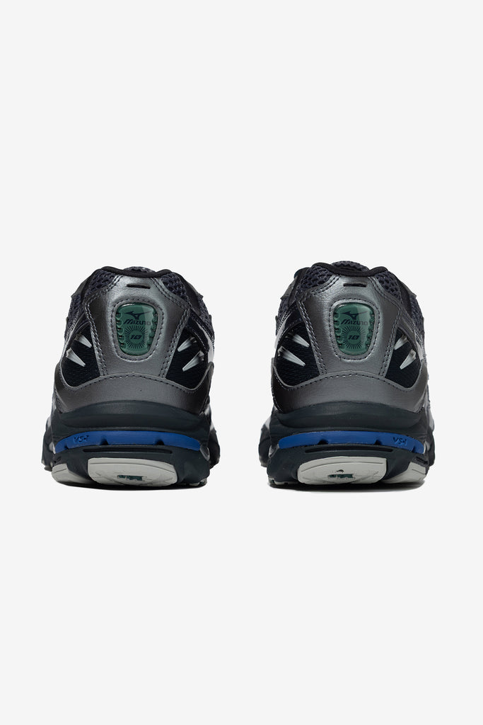 WAVE RIDER 10 - WORKSOUT WORLDWIDE