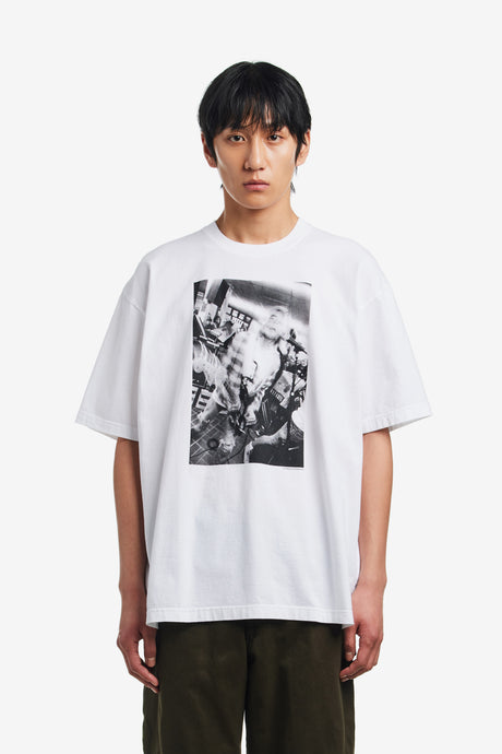× CHARLES PETERSON . TEE SS-5
