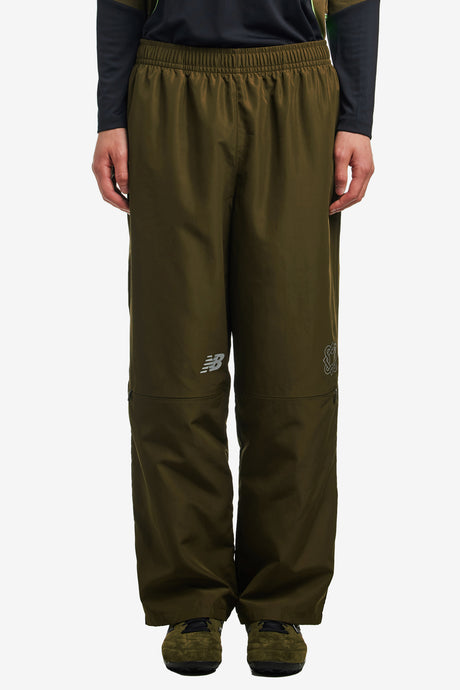 X LACK OF GUIDANCE TRAINING PANTS