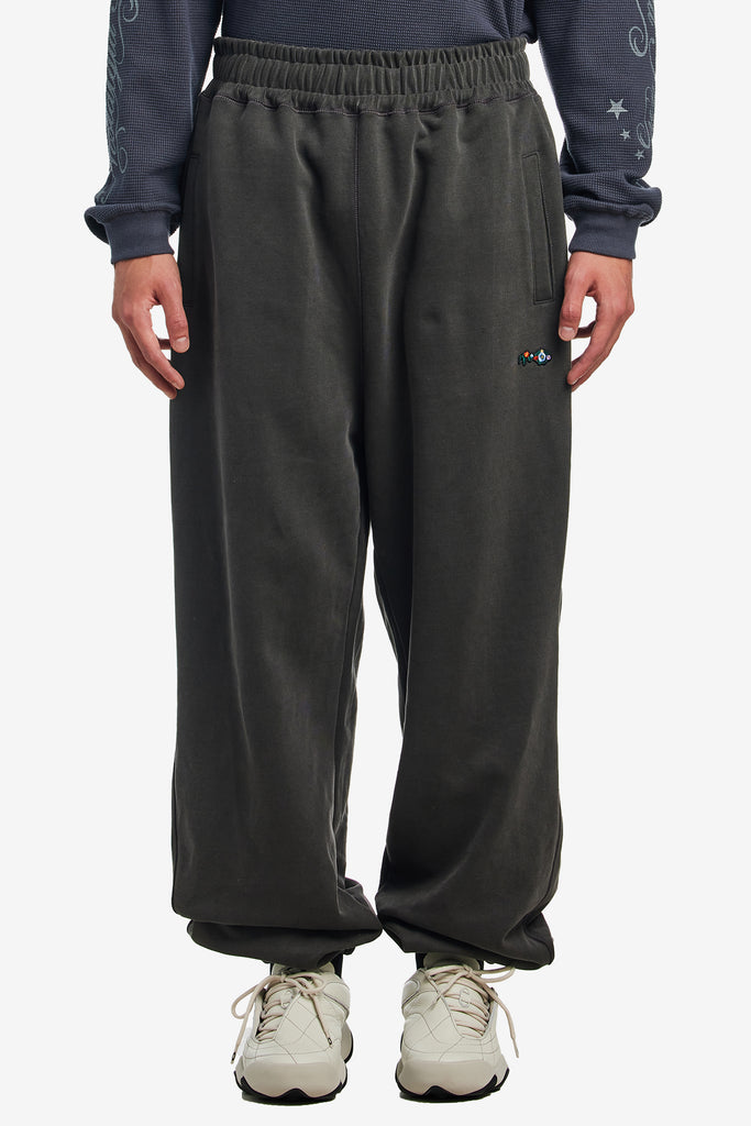 NOSTASY FLORAL SWEAT PANTS - WORKSOUT WORLDWIDE