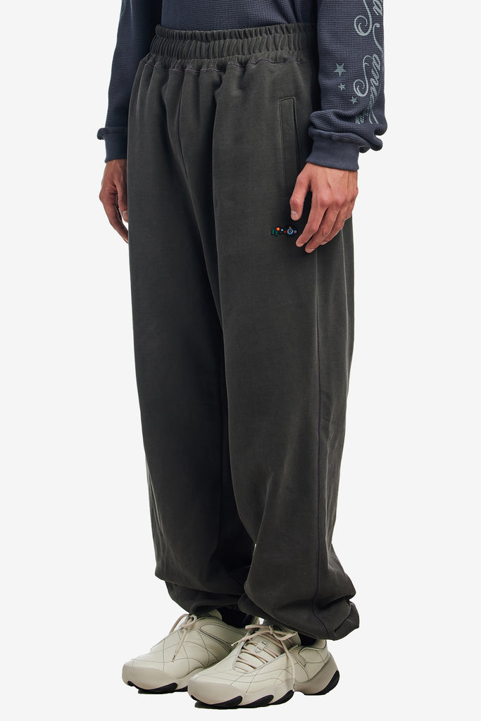 NOSTASY FLORAL SWEAT PANTS - WORKSOUT WORLDWIDE