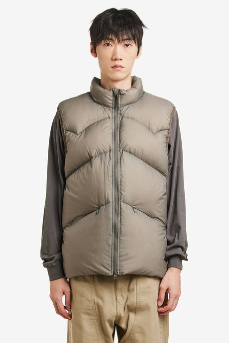 HEAVY DOWN VEST