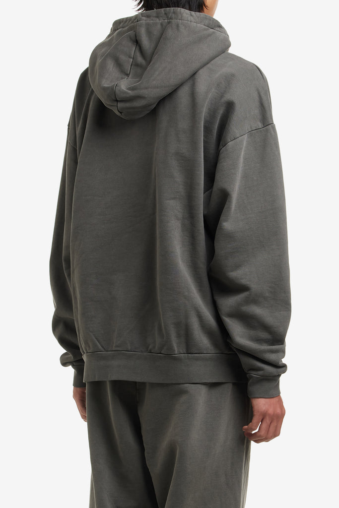 LOWERCASE PIGMENT HOOD - WORKSOUT WORLDWIDE