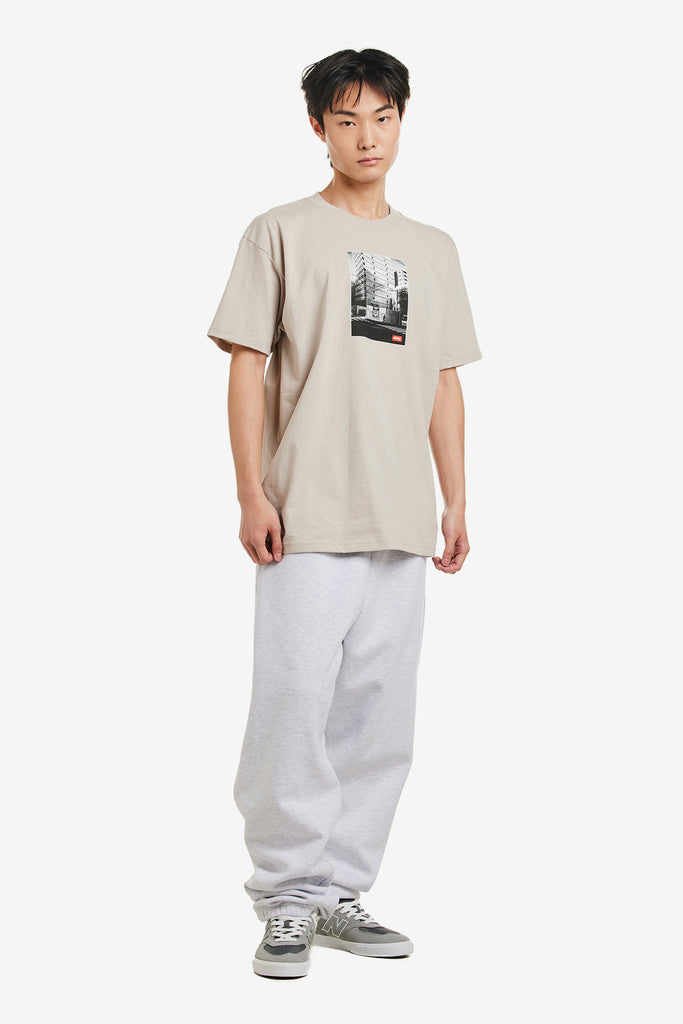 OBEY OSAKA PHOTO - WORKSOUT WORLDWIDE