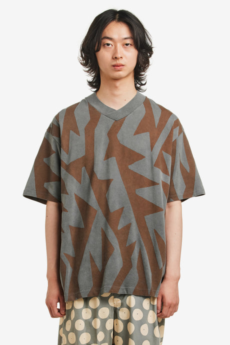 PATTERN TEE