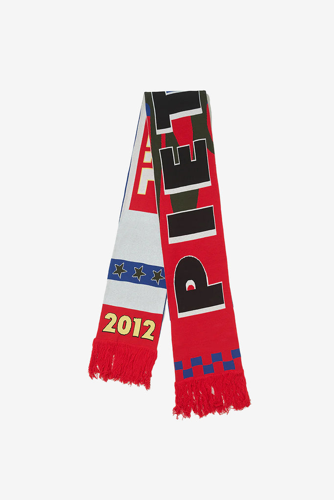 F.C. FOOTBALL KNITTED SCARF - WORKSOUT WORLDWIDE