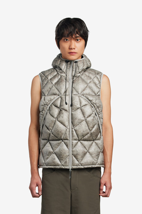 NUNA 800FILL HOODED DOWN VEST
