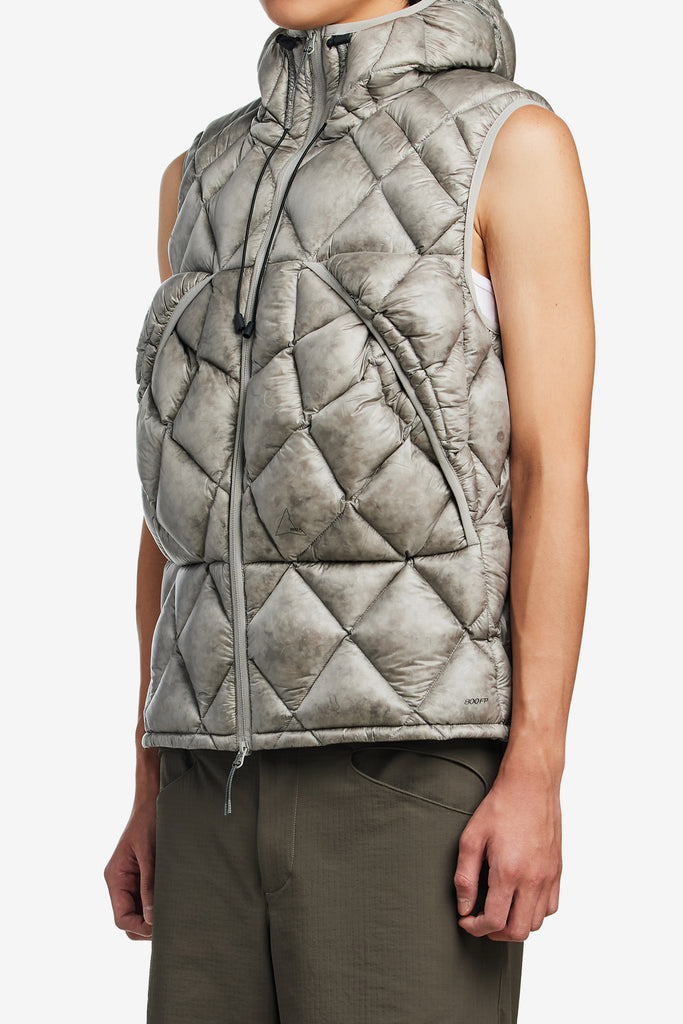 NUNA 800FILL HOODED DOWN VEST - WORKSOUT WORLDWIDE