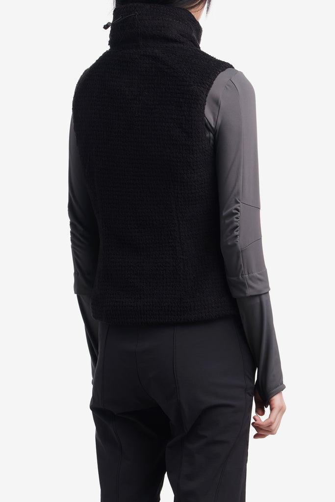NAIKE HOODED HIGH LOFT VEST - WORKSOUT WORLDWIDE