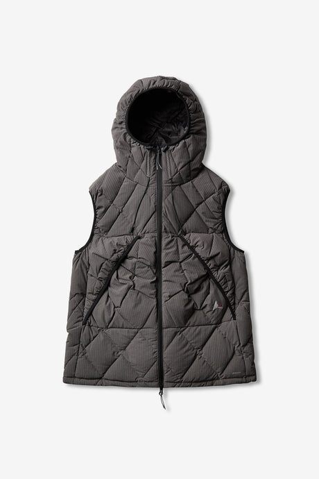 NUNA 800 FILL POWER PINSTRIPED DOWN VEST