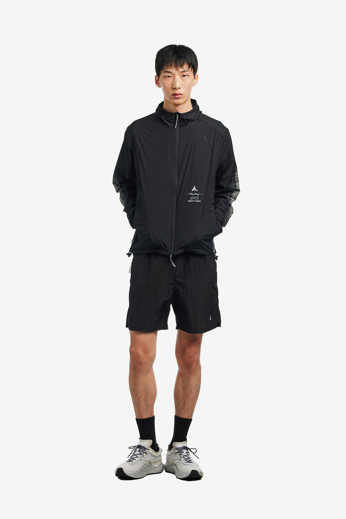 ROA X EIGHTLINES HUE PACKABLE WIND JACKET | WORKSOUT WORLDWIDE