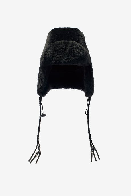 BRAIDED SHEARLING TRAPPER