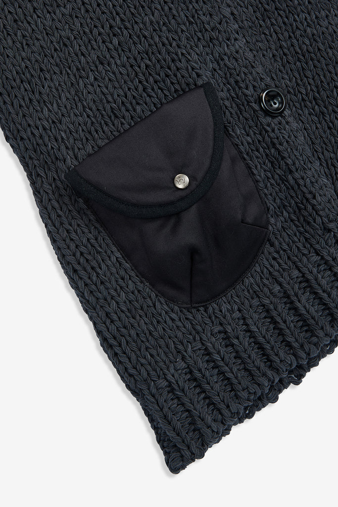 CHUNKY KNIT VEST - WORKSOUT WORLDWIDE