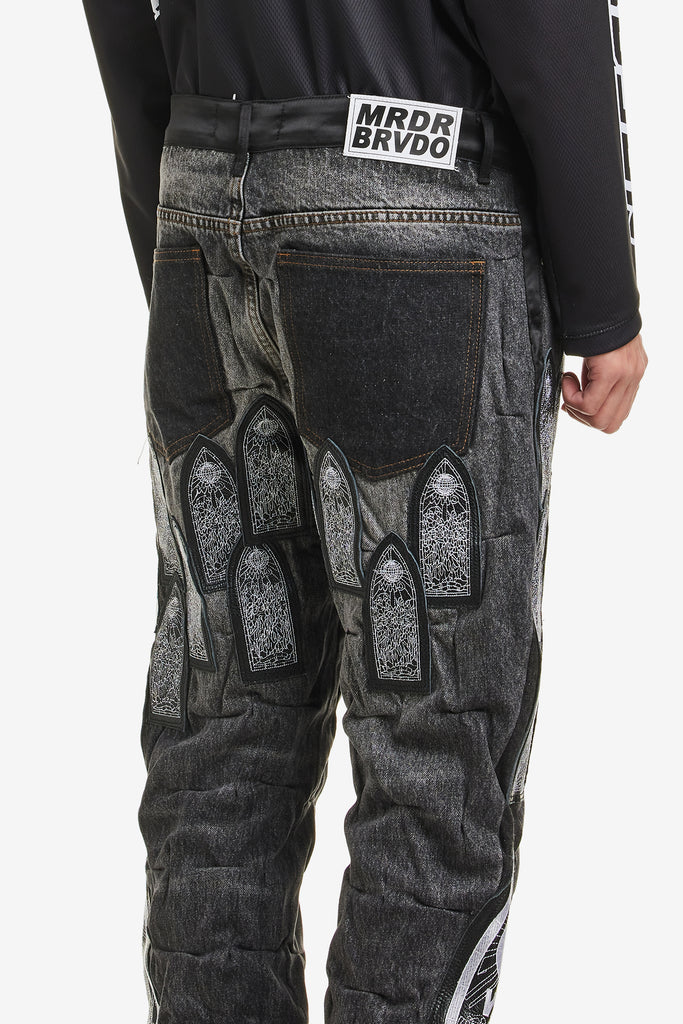 PATCHED ARCH EMBROIDERED PANT - WORKSOUT WORLDWIDE