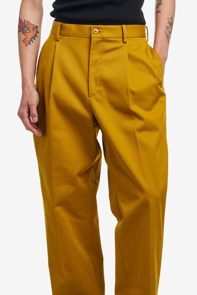 PLEATED CHINO TROUSERS ( TYPE-1 ) - WORKSOUT WORLDWIDE