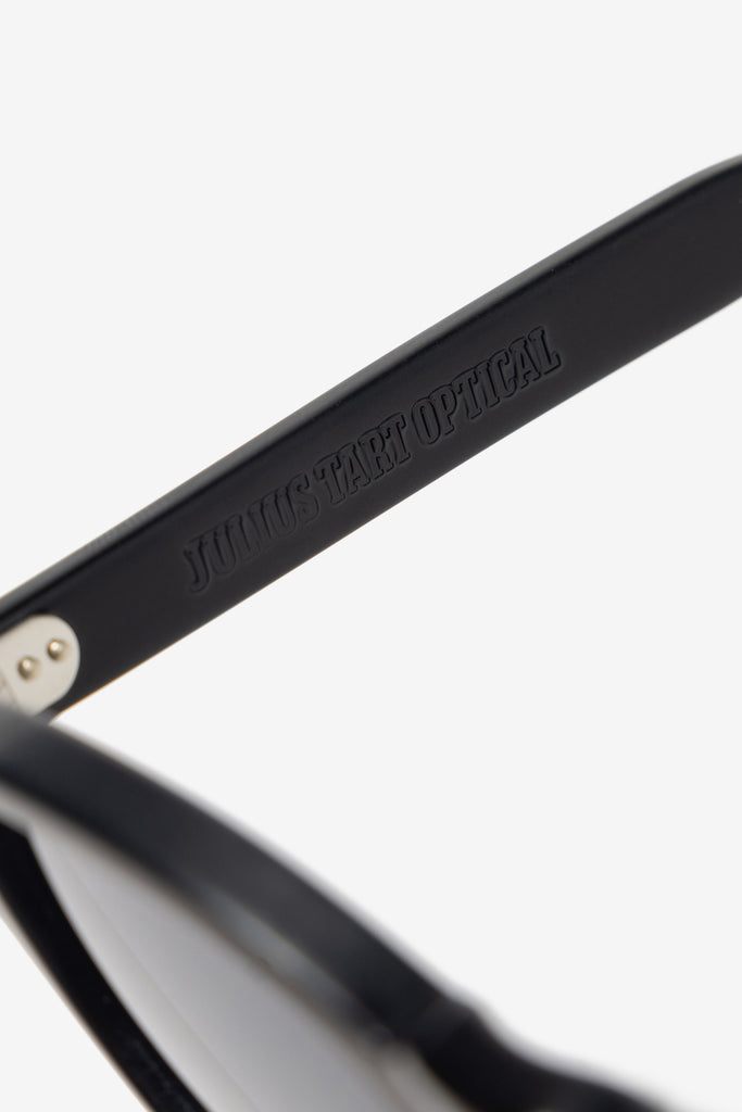 JULIUS TART OPTICAL / GLASSES - WORKSOUT WORLDWIDE