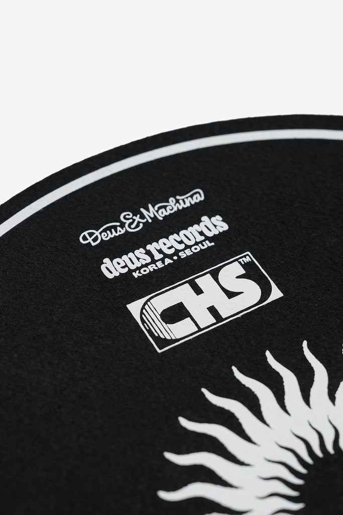 DEUS X CHS DAY SLIP MAT - WORKSOUT WORLDWIDE