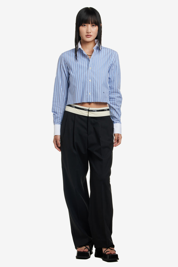 CROPPED CONTRAST COLLAR SHIRT - WORKSOUT WORLDWIDE