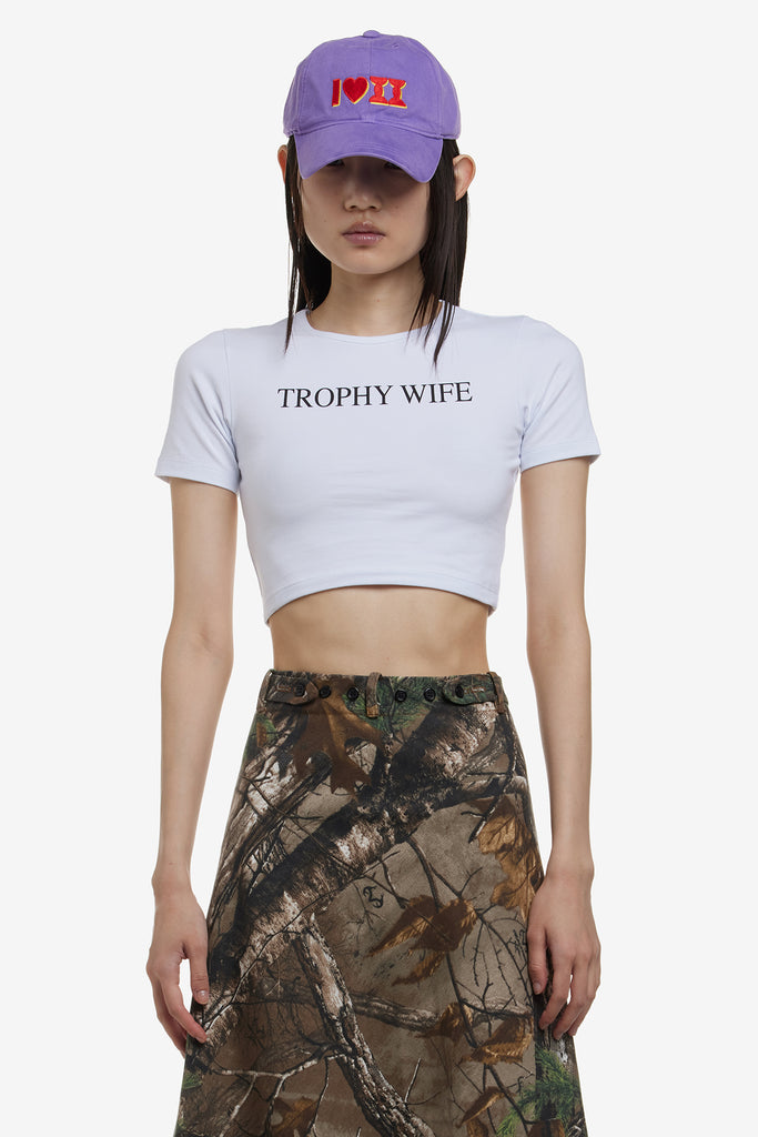 TROPHY WIFE CROP TEE - WORKSOUT WORLDWIDE