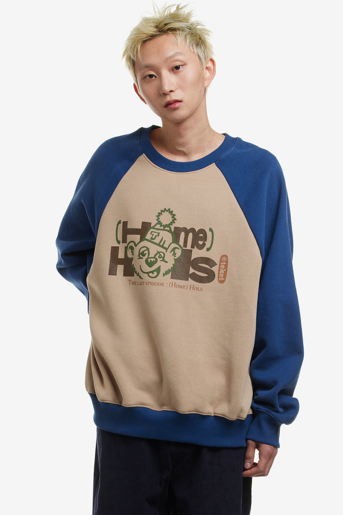 BEAR'S HUG RAGLAN SWEATSHIRT - WORKSOUT WORLDWIDE