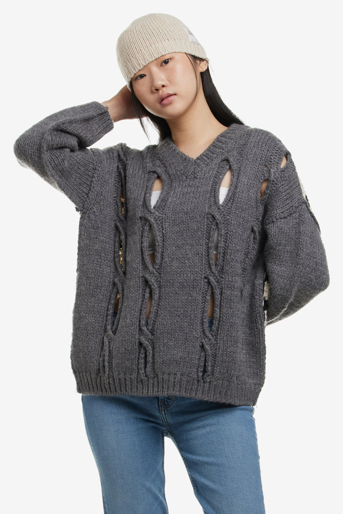 BACK STRIPE CUT OUT KNIT SWEATER - WORKSOUT Worldwide