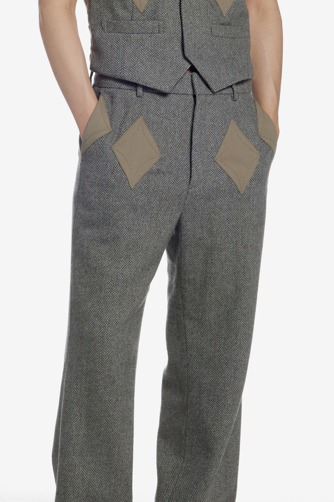 DIAMOND PATCHED PANTS - WORKSOUT Worldwide